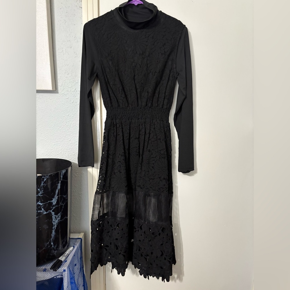 Elegant Black Lace Midi Dress